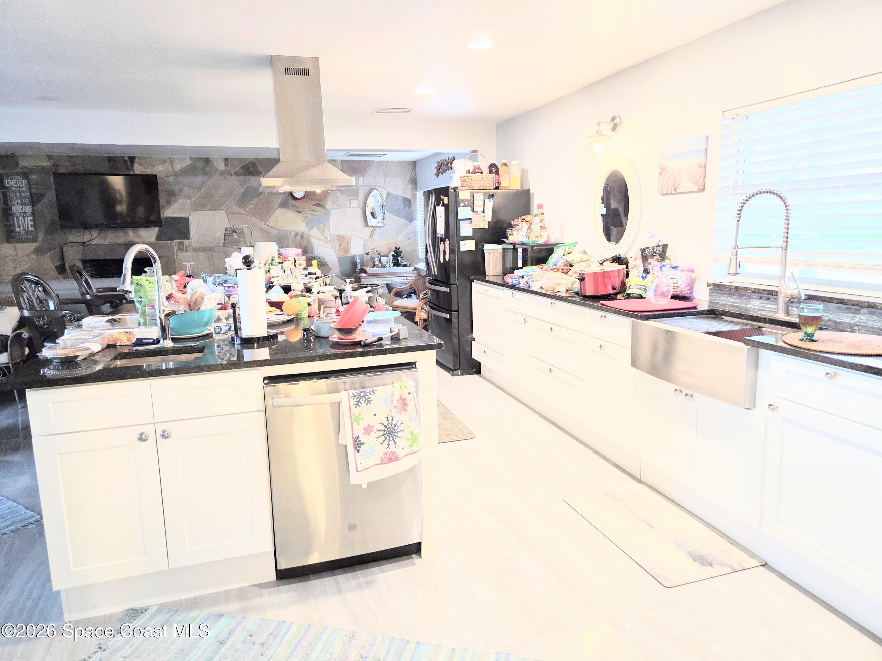 416 North 4th Street Cocoa Beach, FL 32931 - Photo 4 of 22