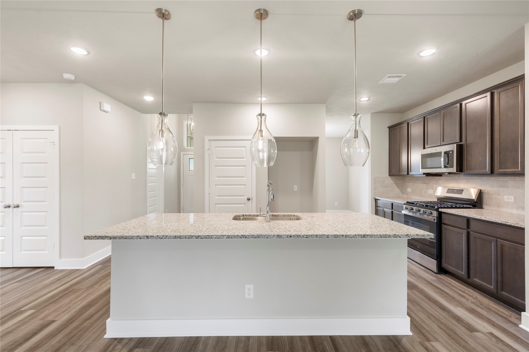 2071 Winepress Road Brenham, TX 77833 - Photo 12 of 37 Gallery Image 12