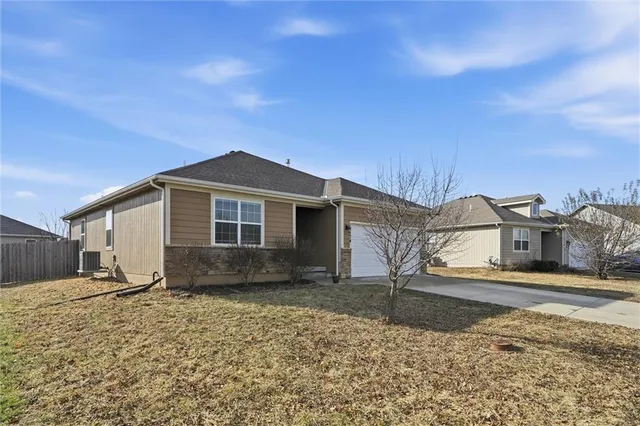 $352,500 | 17174 Pratt Street, Gardner, KS 66030