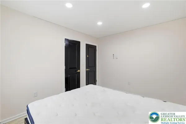 $349,900 | 319 Ramble Bush Road, Stroudsburg, PA 18360