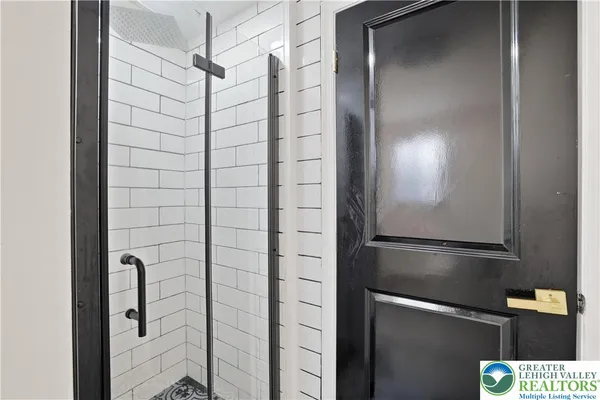 $349,900 | 319 Ramble Bush Road, Stroudsburg, PA 18360