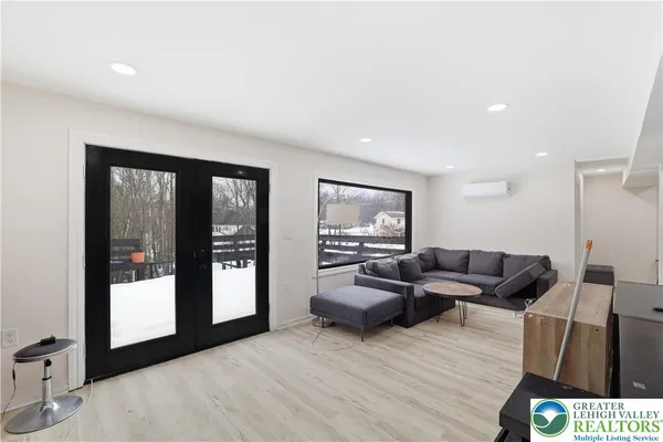$349,900 | 319 Ramble Bush Road, Stroudsburg, PA 18360
