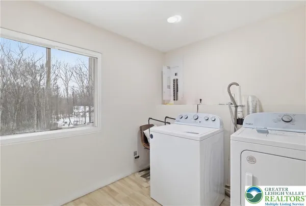 $349,900 | 319 Ramble Bush Road, Stroudsburg, PA 18360