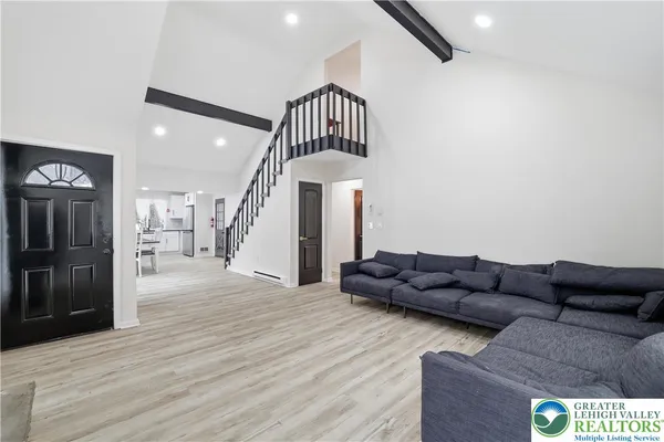 $349,900 | 319 Ramble Bush Road, Stroudsburg, PA 18360
