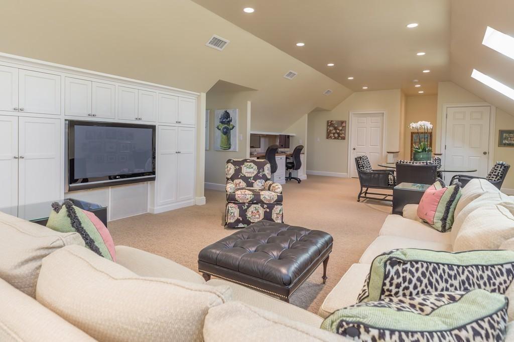 149 Beaver Road Weston, MA 02493 - Photo 24 of 31