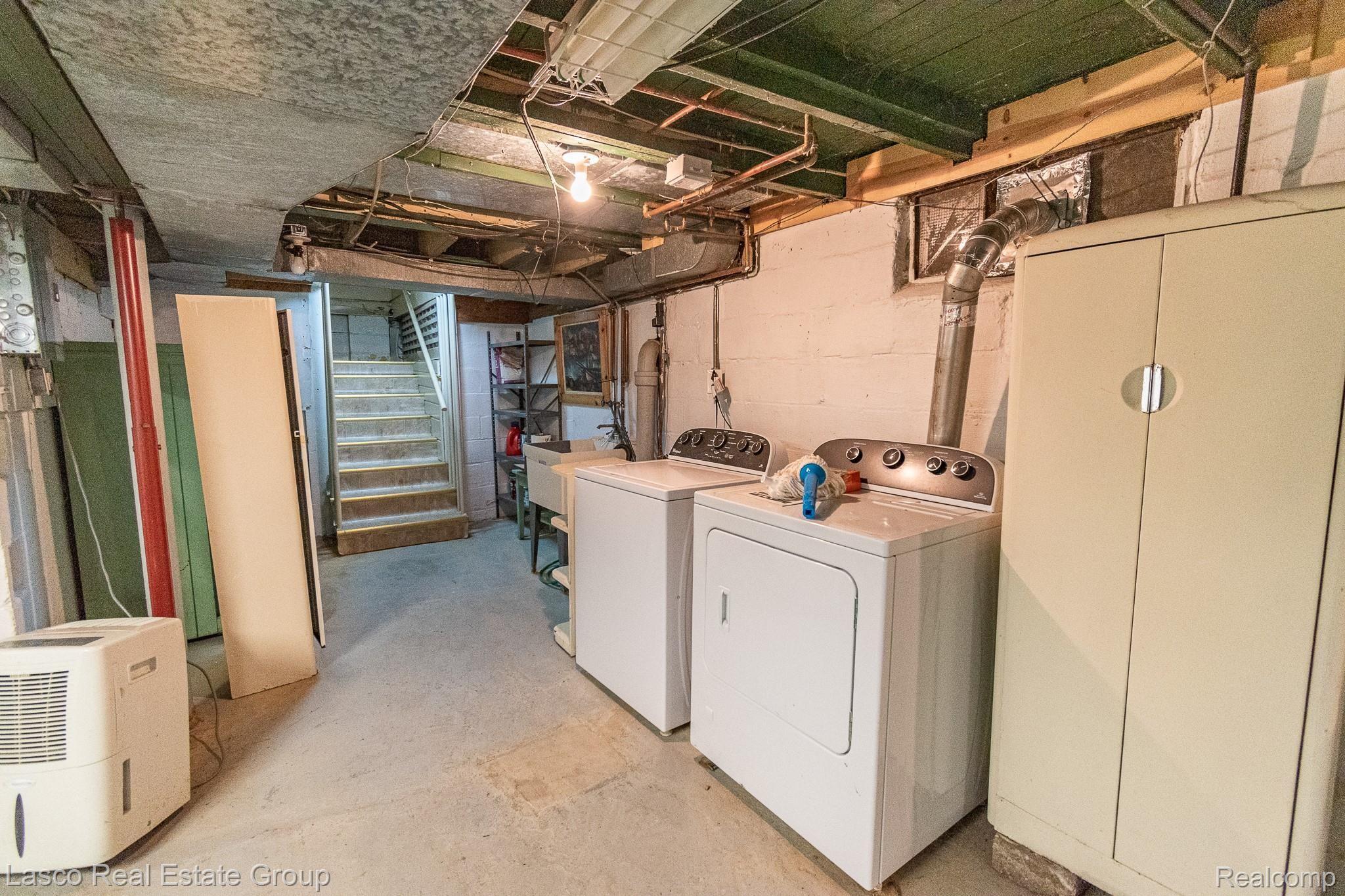 1831 Colchester Road Flint, MI 48503 - Photo 43 of 49 HardyMediaCompany-2658.jpg