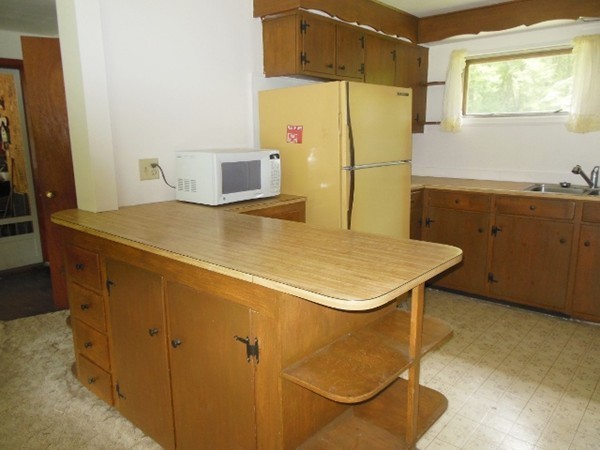 1 Squareshire Road Sterling, MA 01564 - Photo 7 of 20