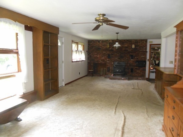 1 Squareshire Road Sterling, MA 01564 - Photo 10 of 20