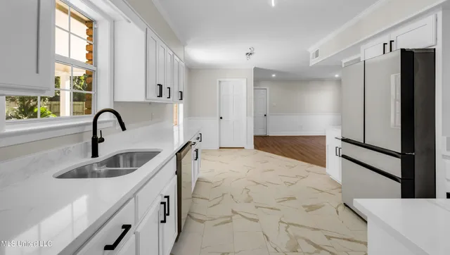 $332,500 | 1204 Hickory Hill Drive, Gautier, MS 39553