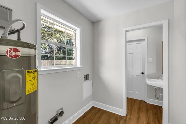 $332,500 | 1204 Hickory Hill Drive, Gautier, MS 39553