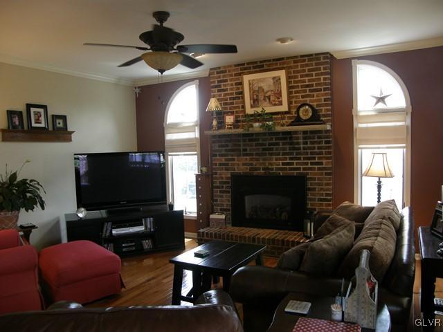 4280 Alder Road Bethlehem, PA 18020 - Photo 5 of 20 Gallery Image 5