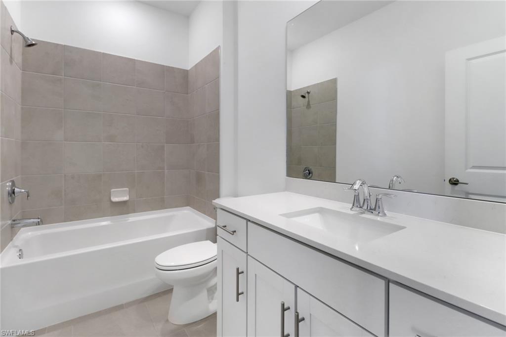 19509 Hinkley Drive Estero, FL 33928 - Photo 18 of 38