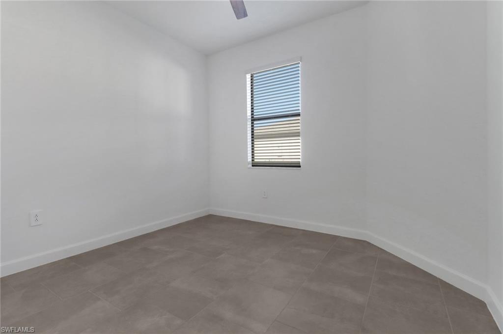 19509 Hinkley Drive Estero, FL 33928 - Photo 19 of 38