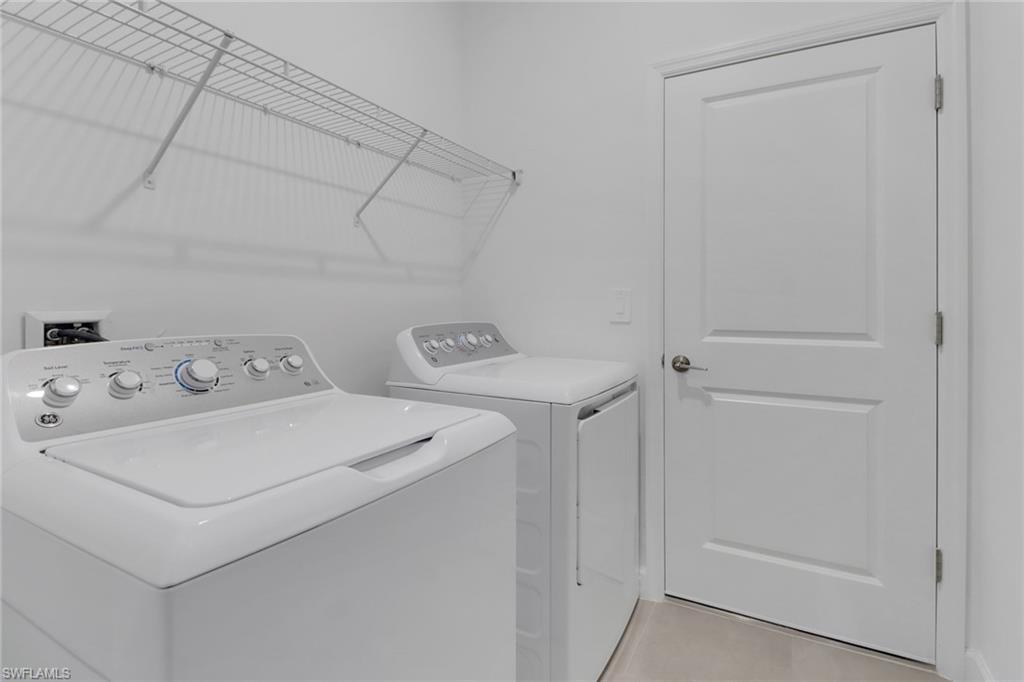 19509 Hinkley Drive Estero, FL 33928 - Photo 20 of 38