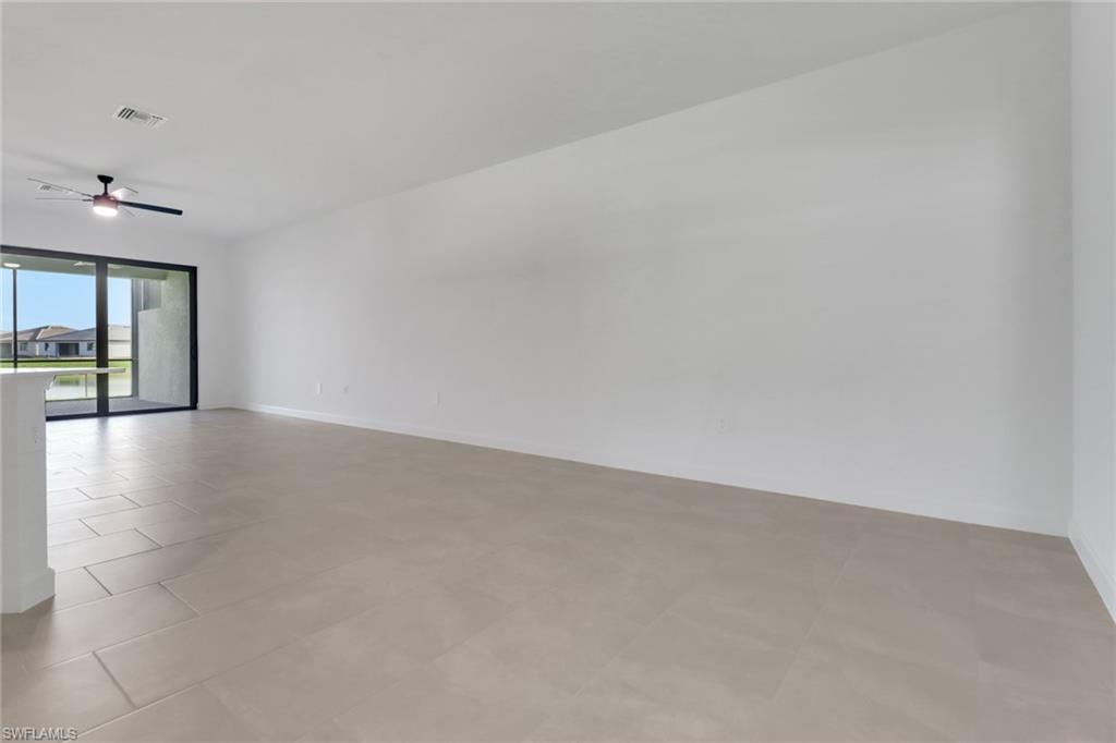 19509 Hinkley Drive Estero, FL 33928 - Photo 5 of 38