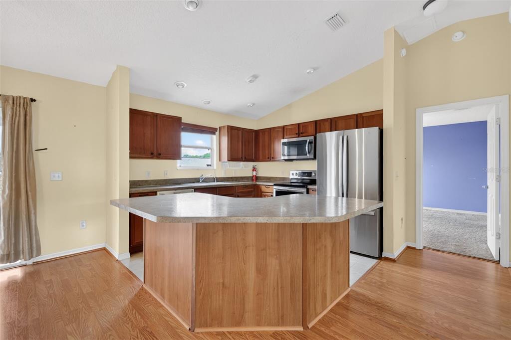 287 Mercer Way The Villages, FL 32162 - Photo 14 of 32