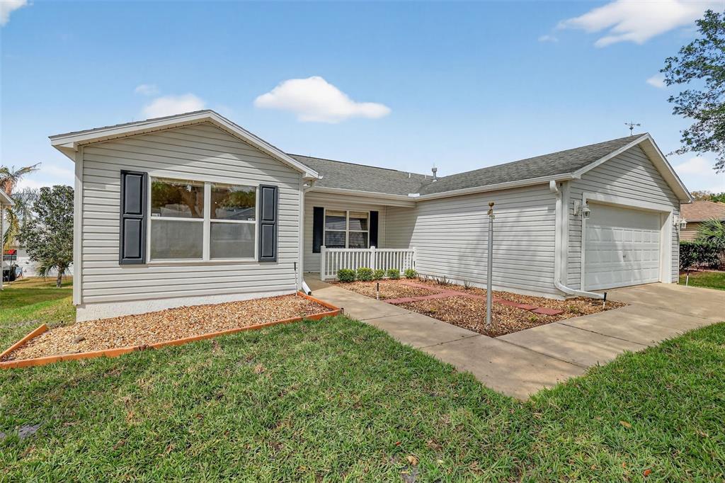 287 Mercer Way The Villages, FL 32162 - Photo 2 of 32