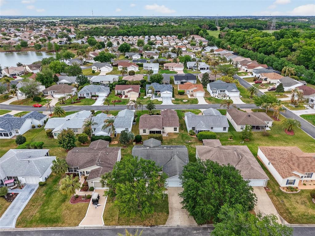 287 Mercer Way The Villages, FL 32162 - Photo 5 of 32
