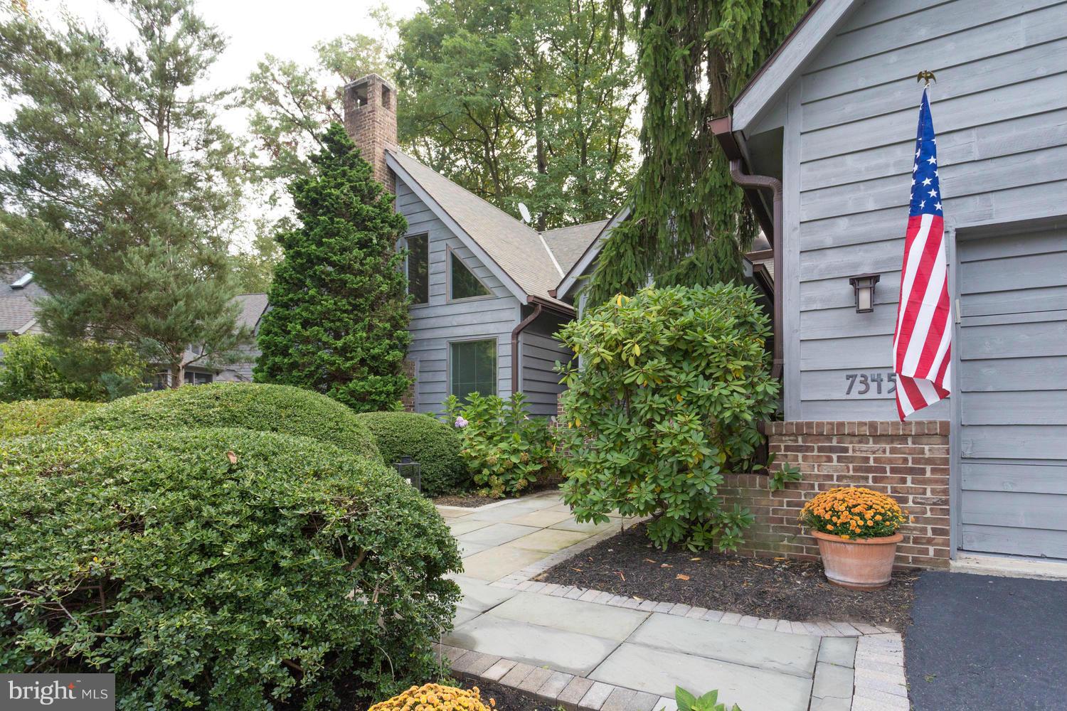 7345 Hooking Road McLean, VA 22101 - Photo 2 of 29 Exterior (Front)