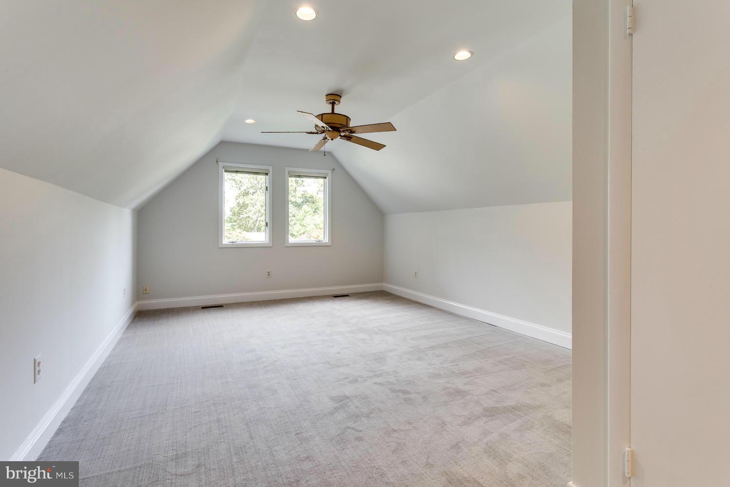 7345 Hooking Road McLean, VA 22101 - Photo 19 of 29 Bedroom