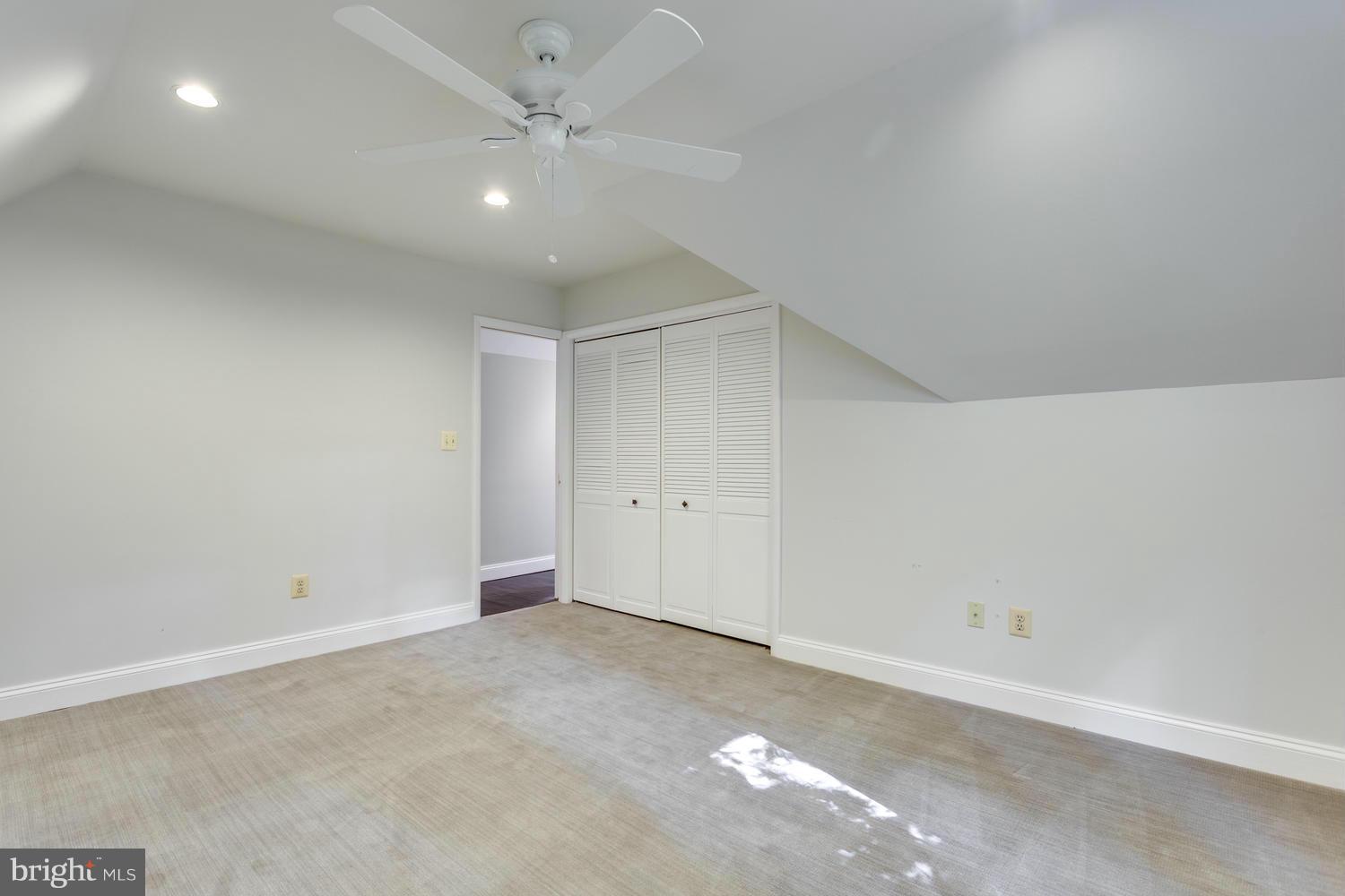 7345 Hooking Road McLean, VA 22101 - Photo 21 of 29 Bedroom