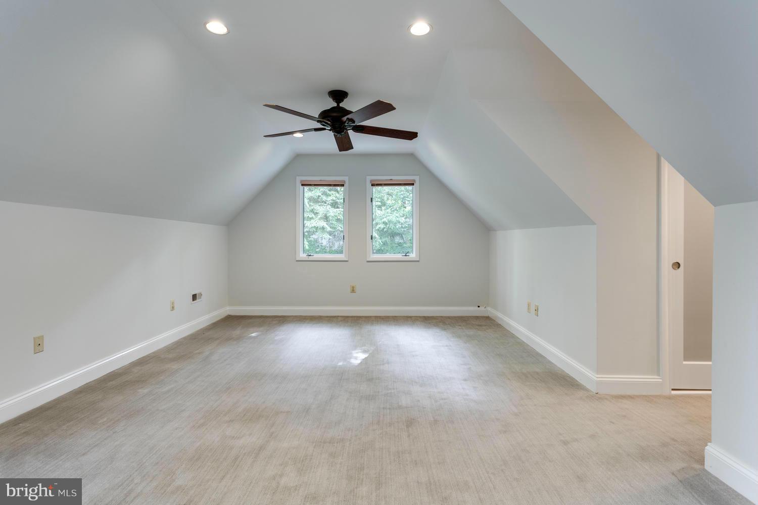 7345 Hooking Road McLean, VA 22101 - Photo 22 of 29 Bedroom (Master)