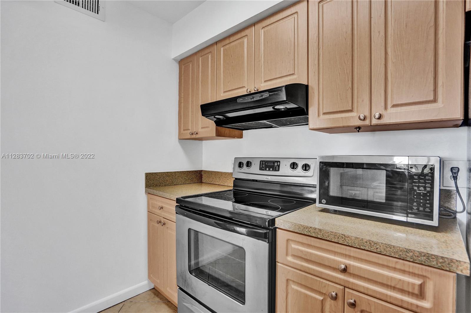 620 South Park Road, Unit 122 Hollywood, FL 33021 - Photo 11 of 35 Gallery Image 11