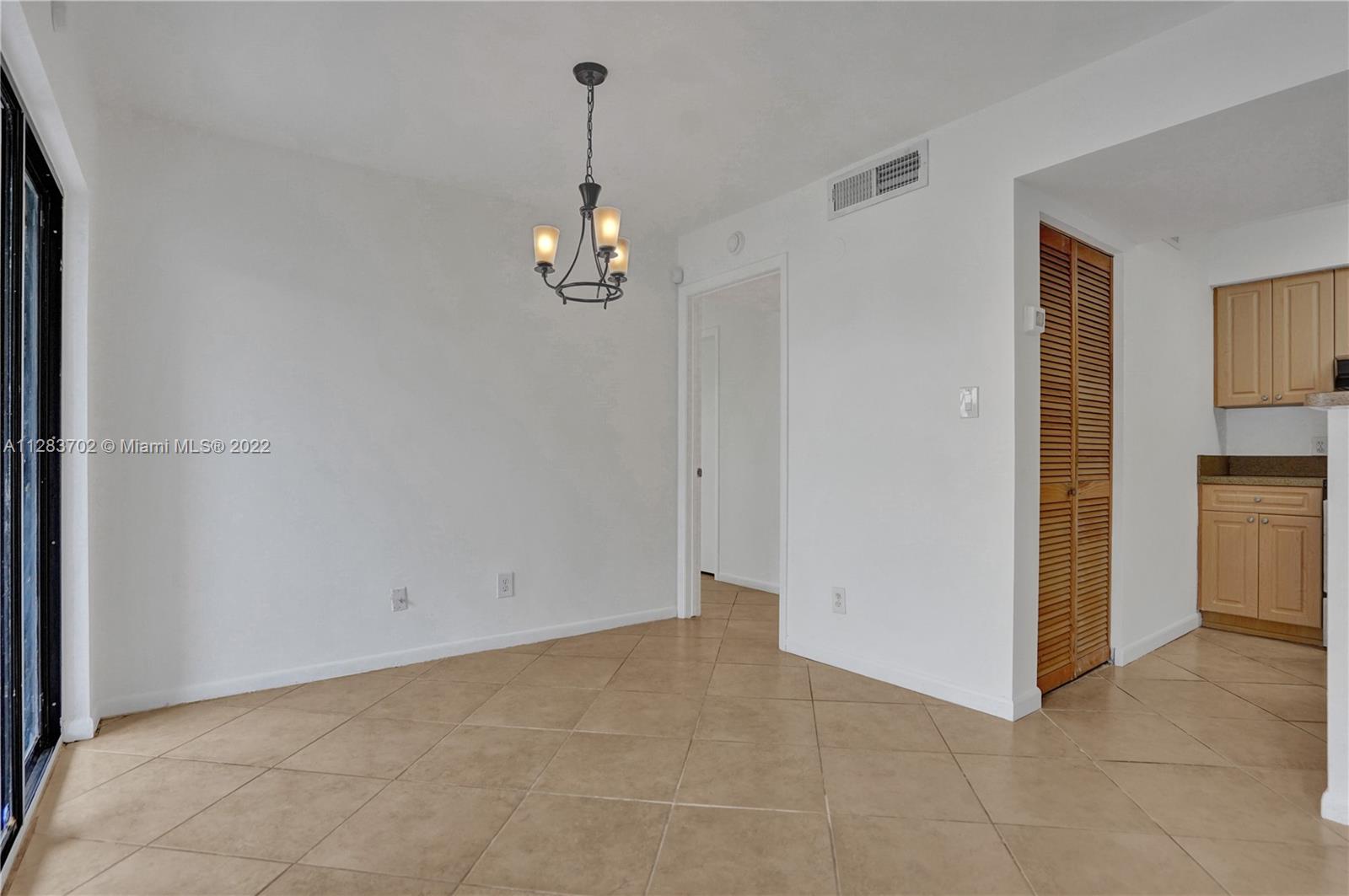 620 South Park Road, Unit 122 Hollywood, FL 33021 - Photo 14 of 35 Gallery Image 14