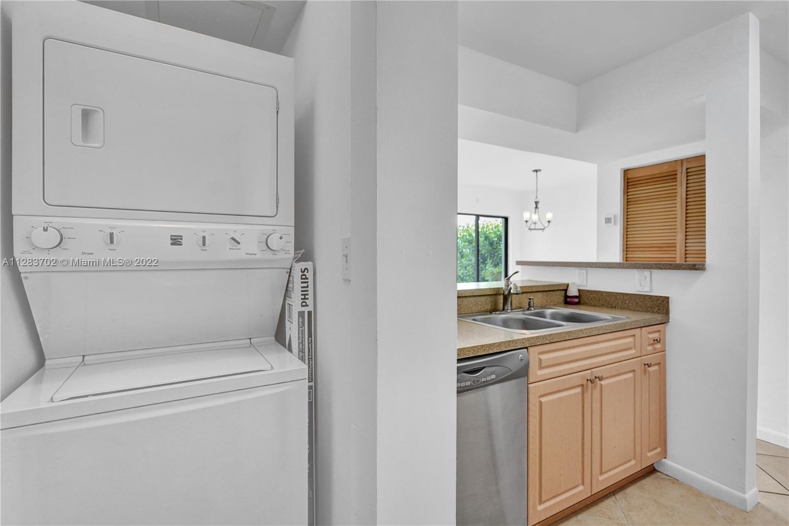 620 South Park Road, Unit 122 Hollywood, FL 33021 - Photo 7 of 35 Gallery Image 7