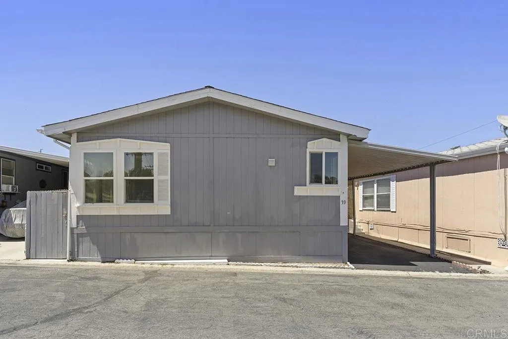 1638 Calavo Road, Unit SPC 39 Fallbrook, CA 92028 - Photo 2 of 40