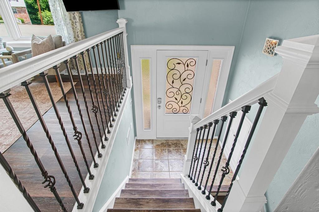 40 Moraine Road Pittsburgh, PA 15239 - Photo 3 of 43 Gallery Image 3