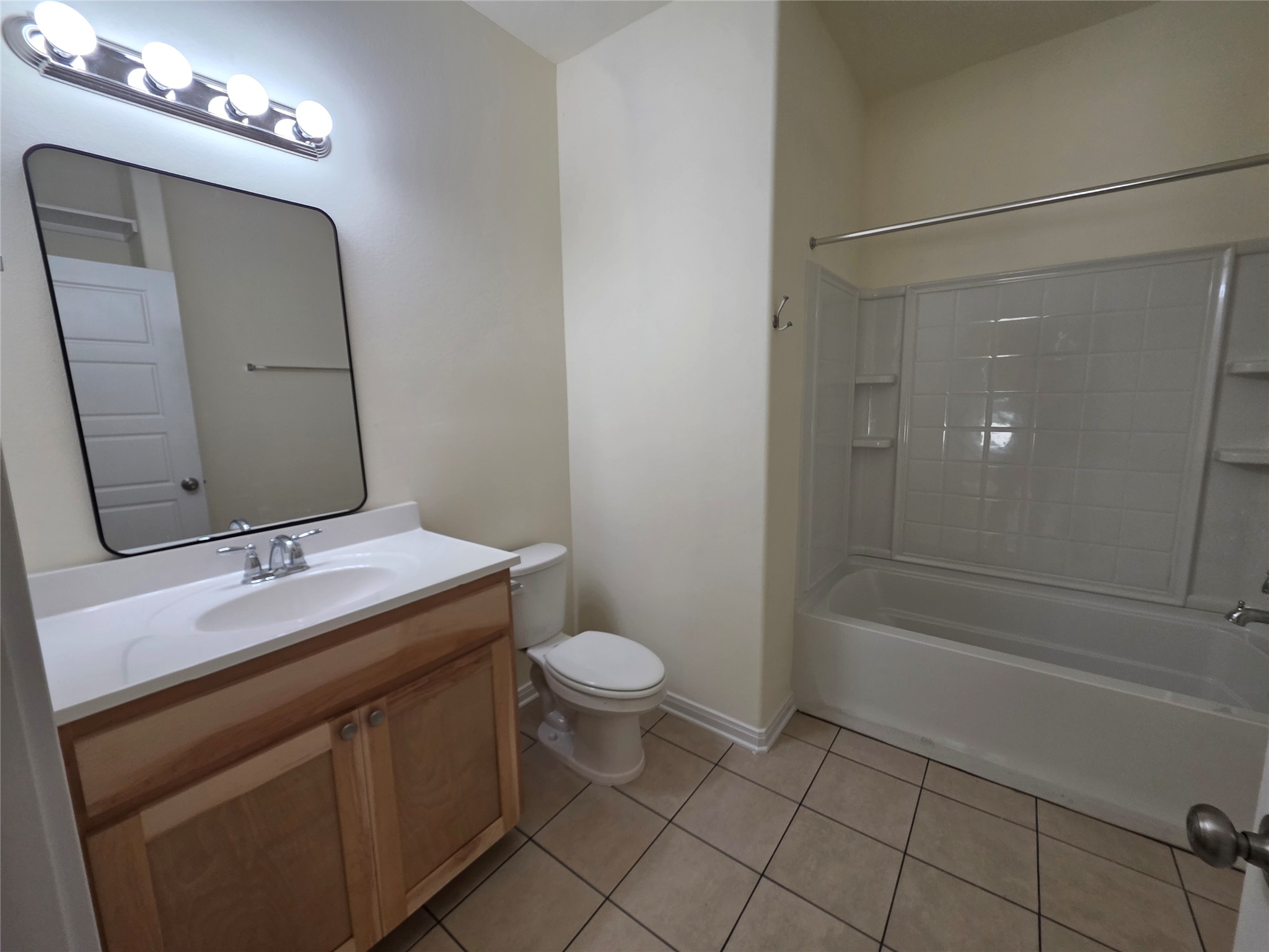 100 East 7th Street Cameron, TX 76520 - Photo 8 of 16