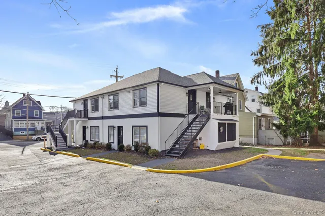 $3,900 | 441 Manille Road, Pleasantville, NY 10570