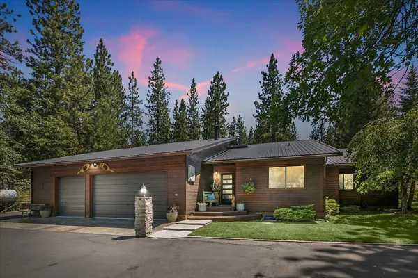 $699,900 | 461 Janesville Grade, Janesville, CA 96114