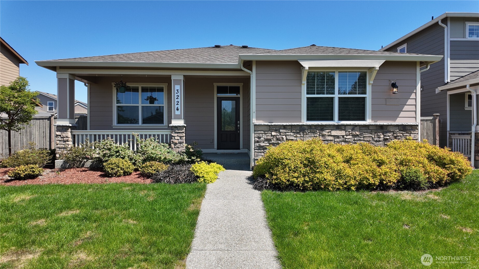 3224 Loch Ness Loop Mount Vernon, WA 98273 - Photo 1 of 25