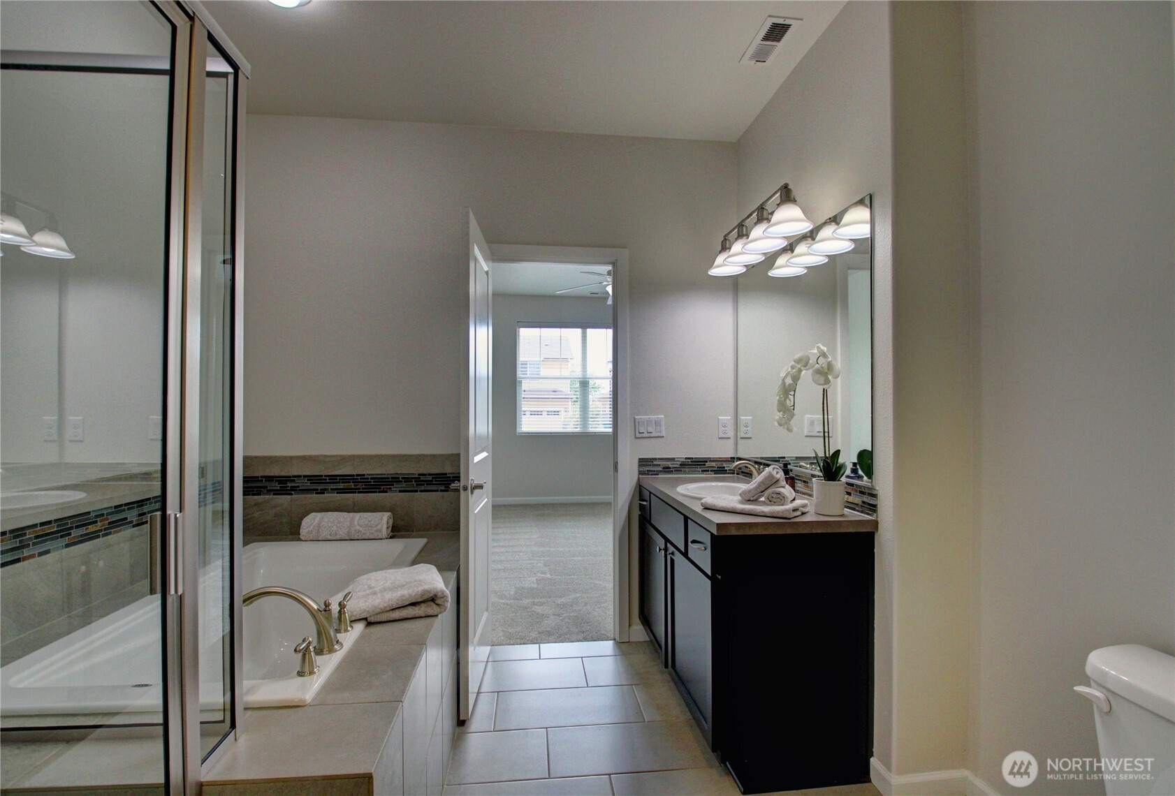 3224 Loch Ness Loop Mount Vernon, WA 98273 - Photo 14 of 25