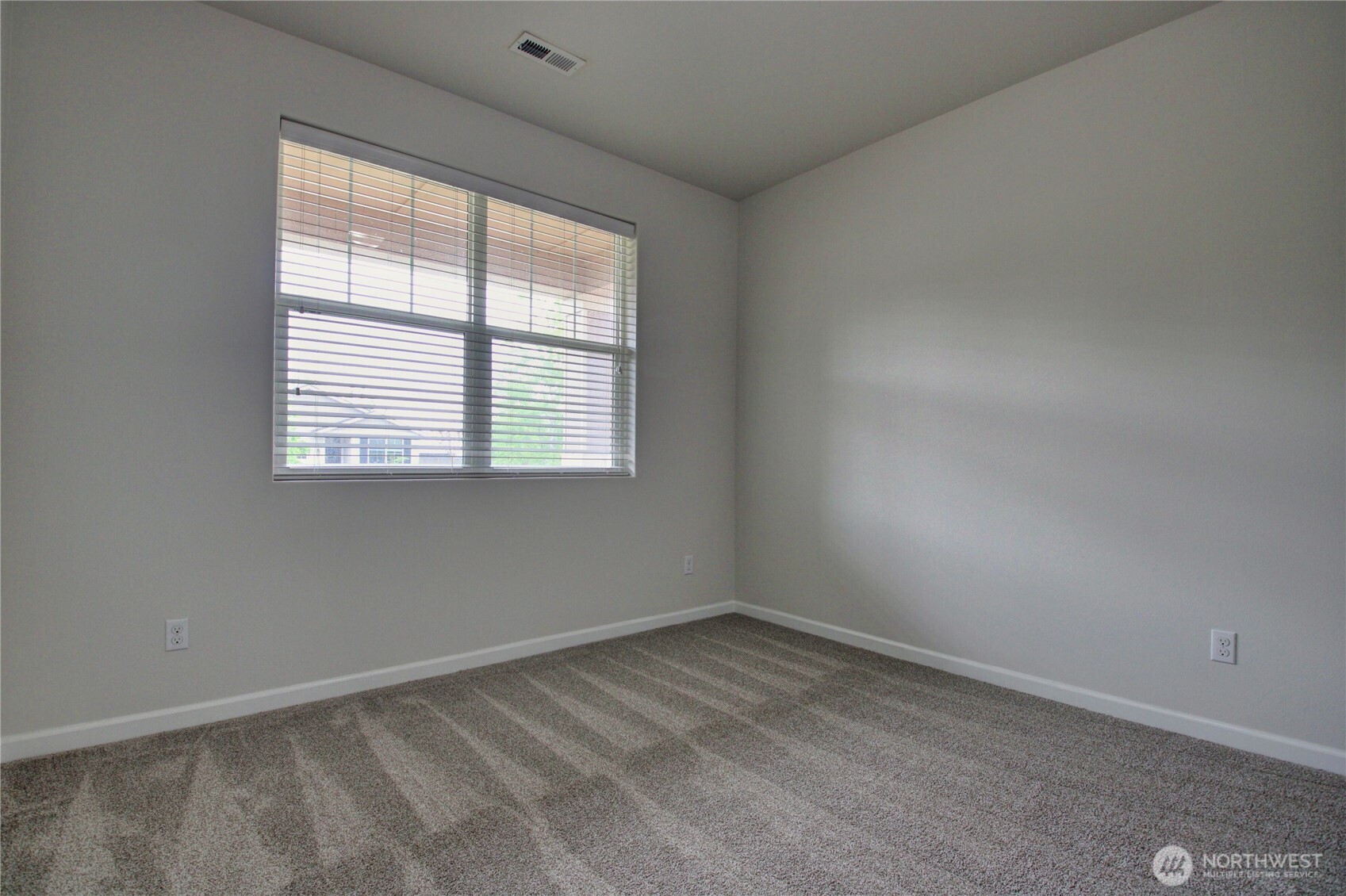 3224 Loch Ness Loop Mount Vernon, WA 98273 - Photo 15 of 25
