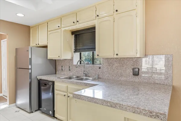$499,900 | 46300 Vista Del Rio Drive, Oakhurst, CA 93644