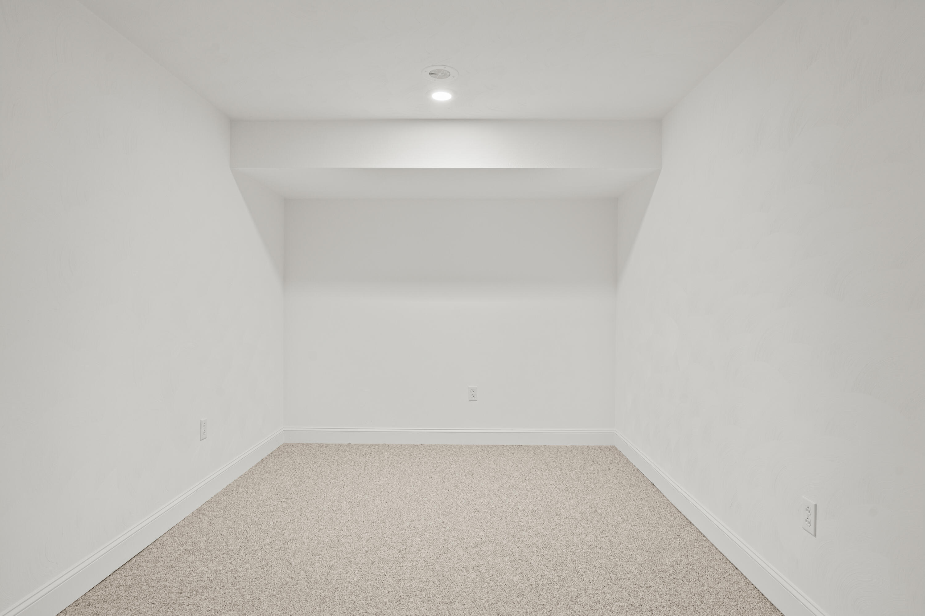 466 Summit Ridge Road Daleville, VA 24083 - Photo 31 of 37 32-DSC3309