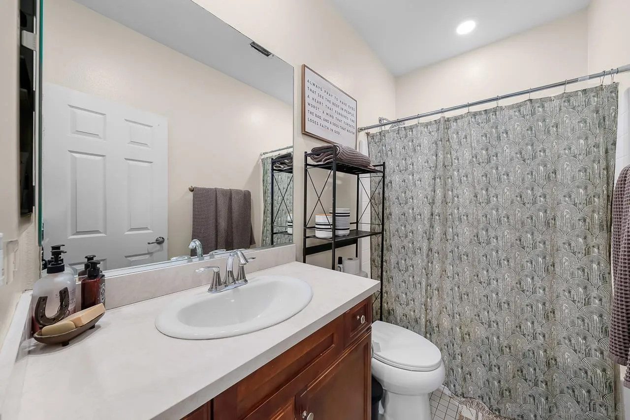 2834 Athens Road, Unit 4 Chula Vista, CA 91915 - Photo 19 of 38