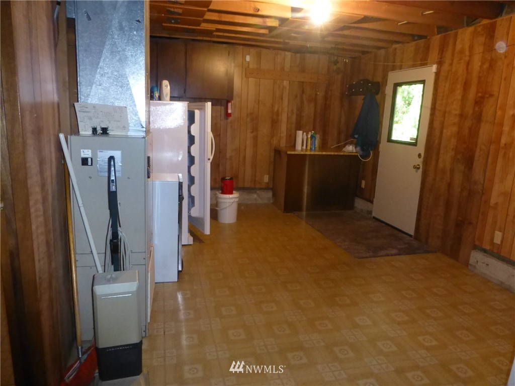 10084 Banner Road Southeast Olalla, WA 98359 - Photo 18 of 25 Gallery Image 18