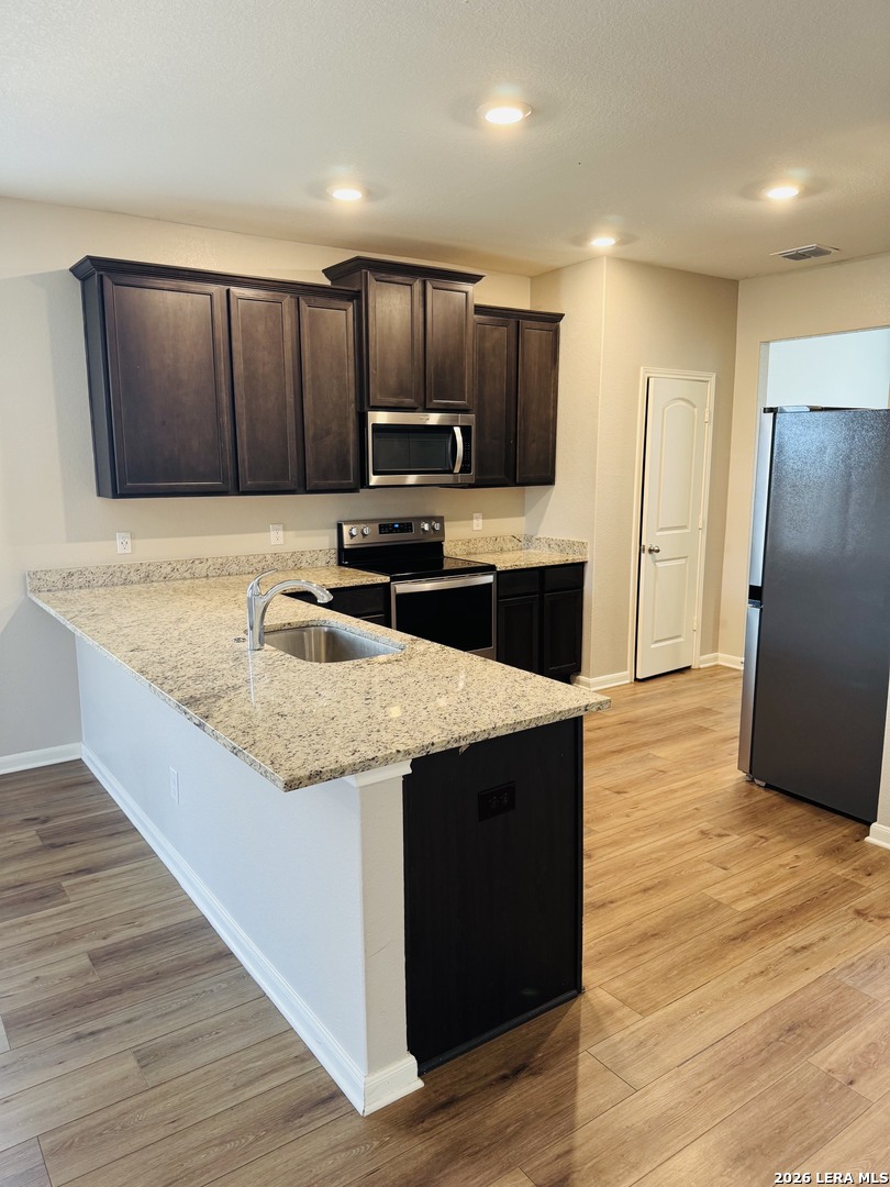 9219 Bennett Forest Converse, TX 78109 - Photo 11 of 29