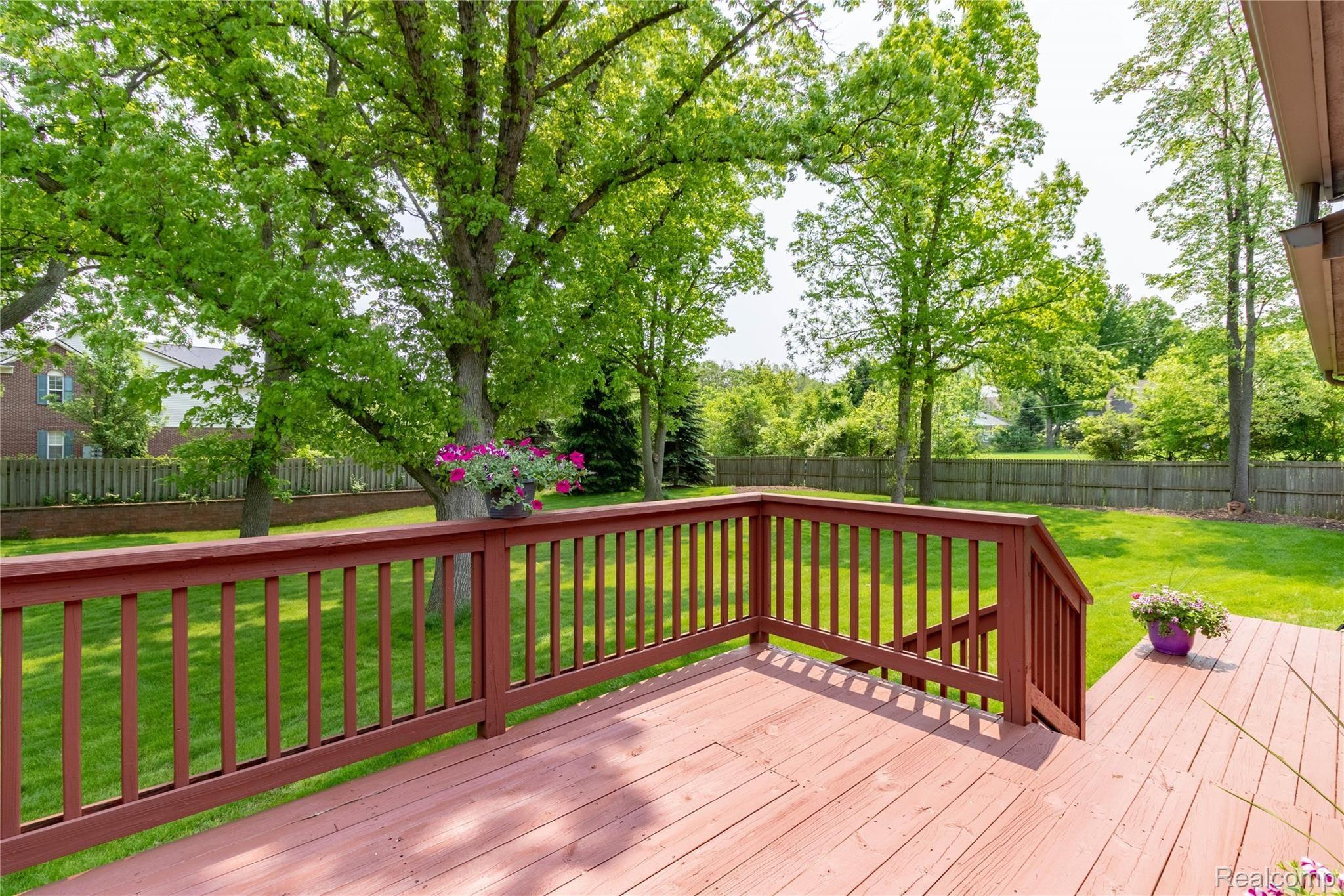 646 Decker Road Walled Lake, MI 48390 - Photo 29 of 39 31.Porch