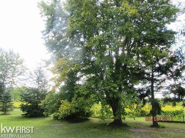 3076 Quick Road Holly, MI 48442 - Photo 32 of 33 21368961-31.JPG