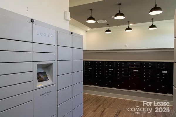 $1,785 | 225 Rhyne Road, Unit B1, Charlotte, NC 28214