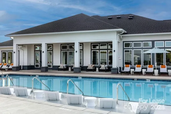 $1,785 | 225 Rhyne Road, Unit B1, Charlotte, NC 28214