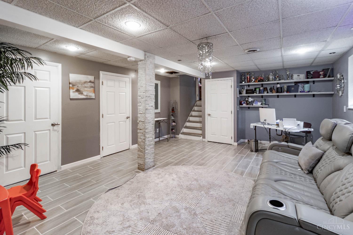 10283 Springlen Court Cincinnati, OH 45251 - Photo 16 of 31