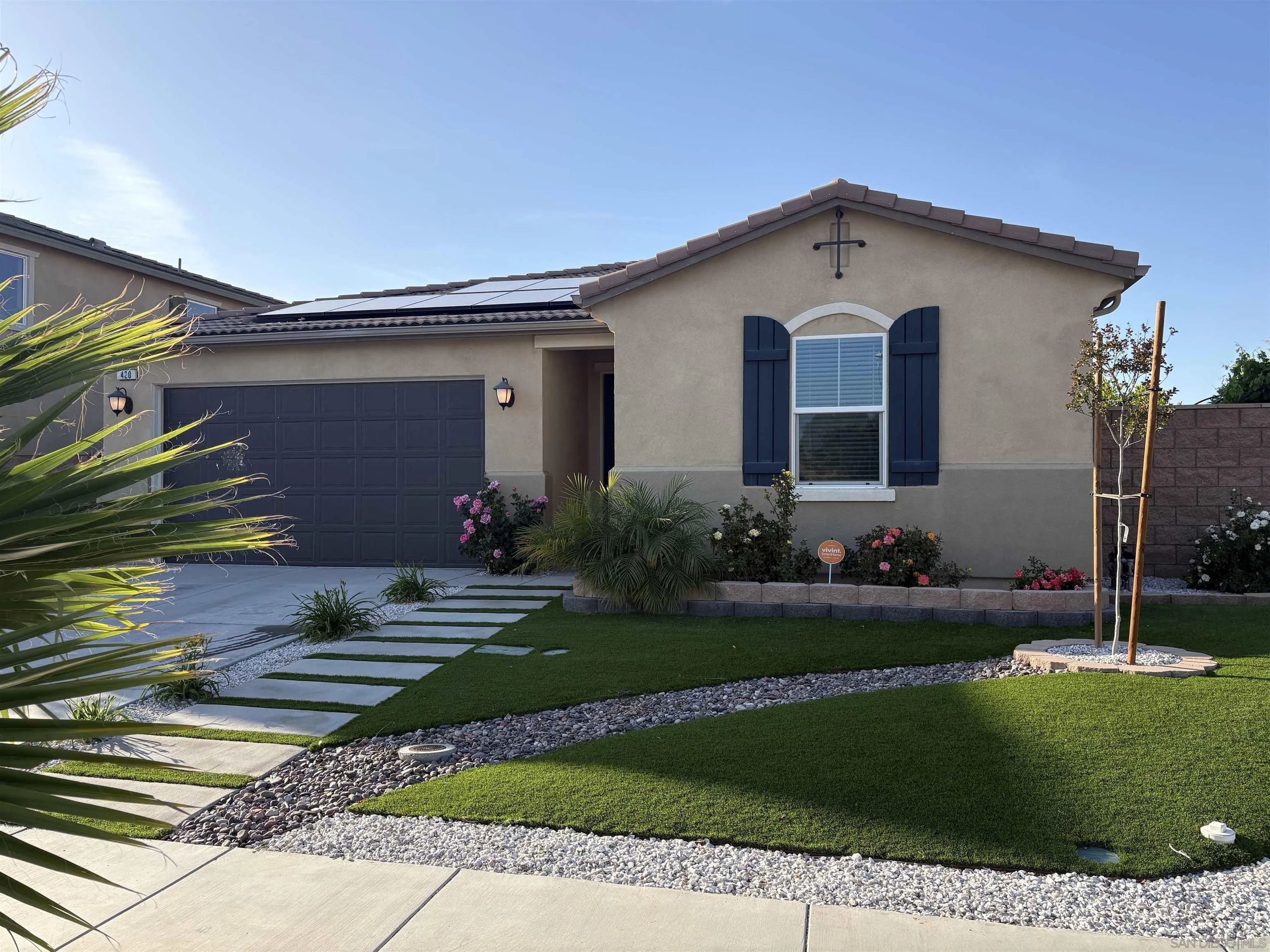 420 Appleton Way Perris, CA 92570 - Photo 2 of 28 Gallery Image 2