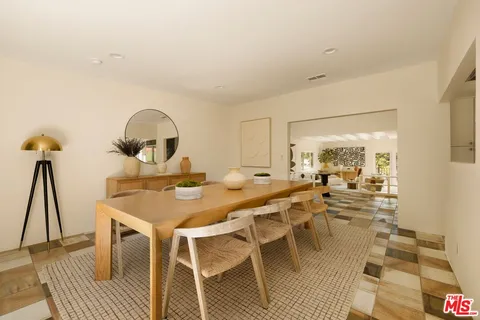 $2,395,000 | 8835 Crescent Drive, Los Angeles, CA 90046