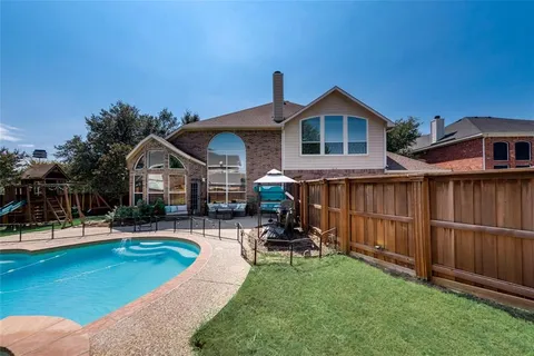 $750,000 | 2109 Indian Trail, Rowlett, TX 75088